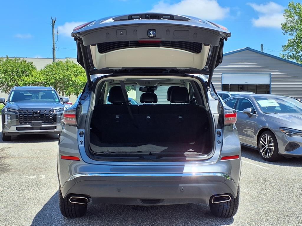2023 Nissan Murano SL photo 7