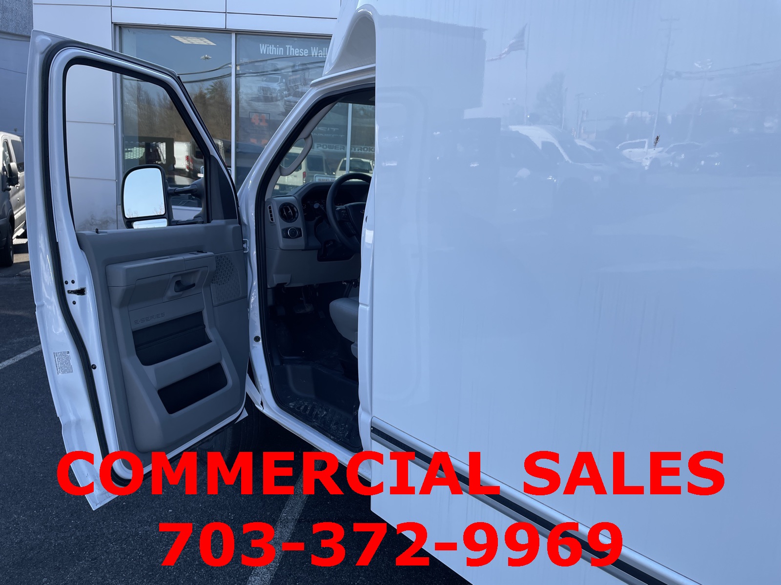 2025 Ford E-350 photo 15