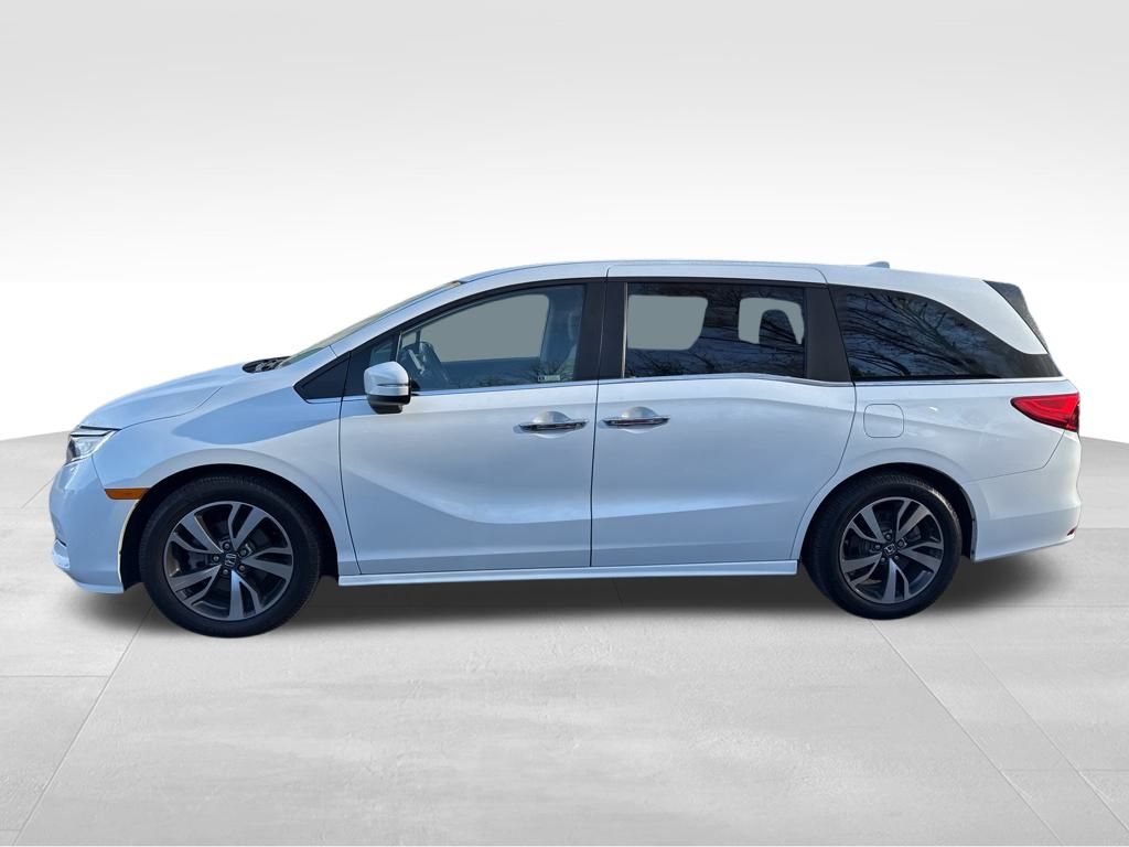 2022 Honda Odyssey Touring photo 4