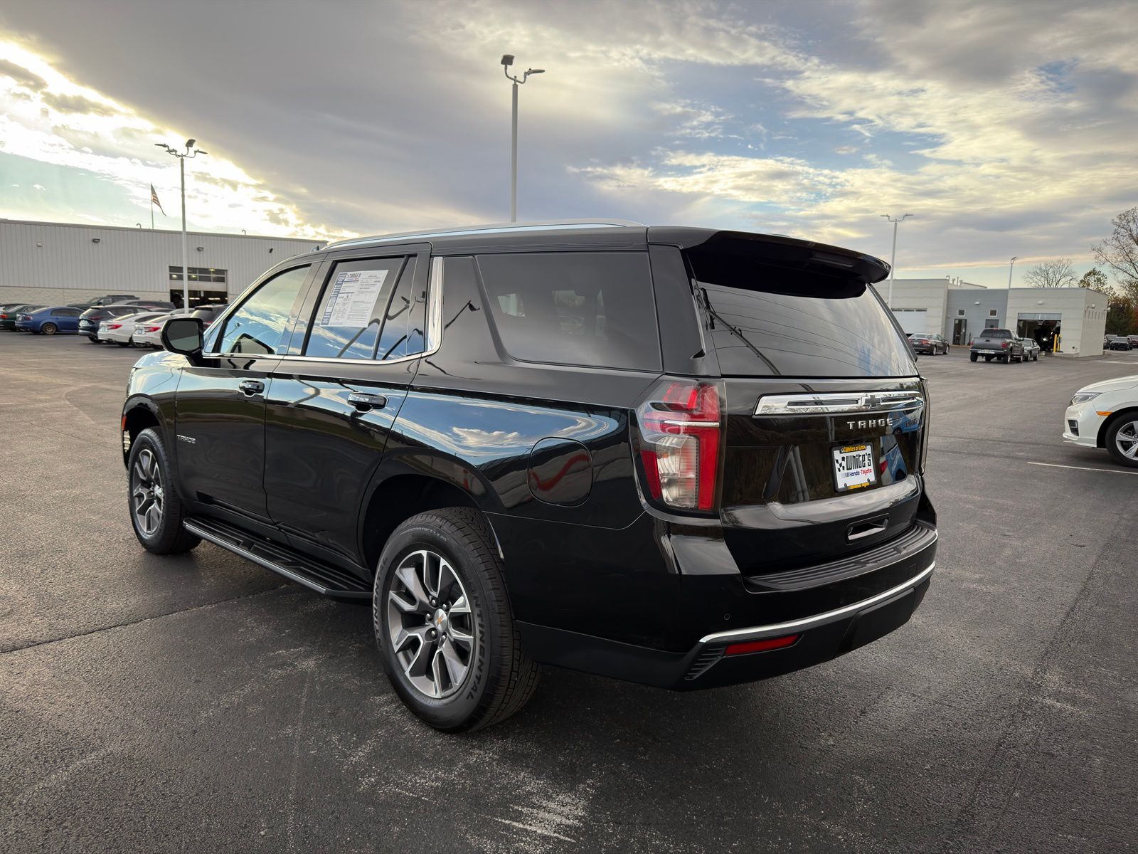 2024 Chevrolet Tahoe LS photo 3