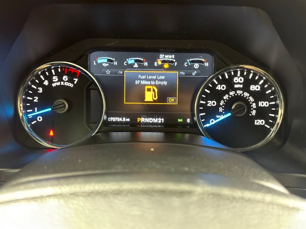 2017 Ford F-150 Lariat photo 12