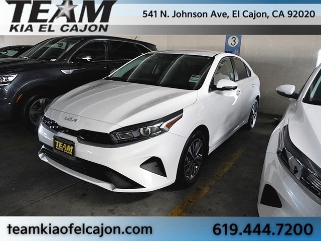 2024 Kia Forte LXS's photo