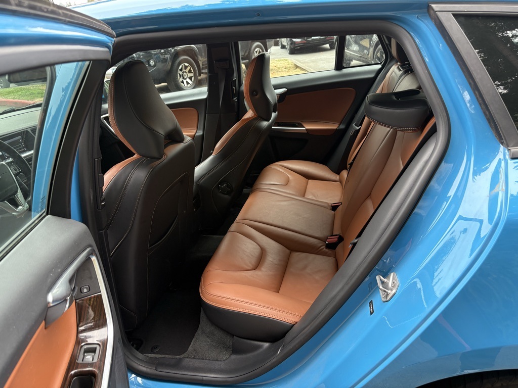 2015 Volvo V60 T5 photo 18