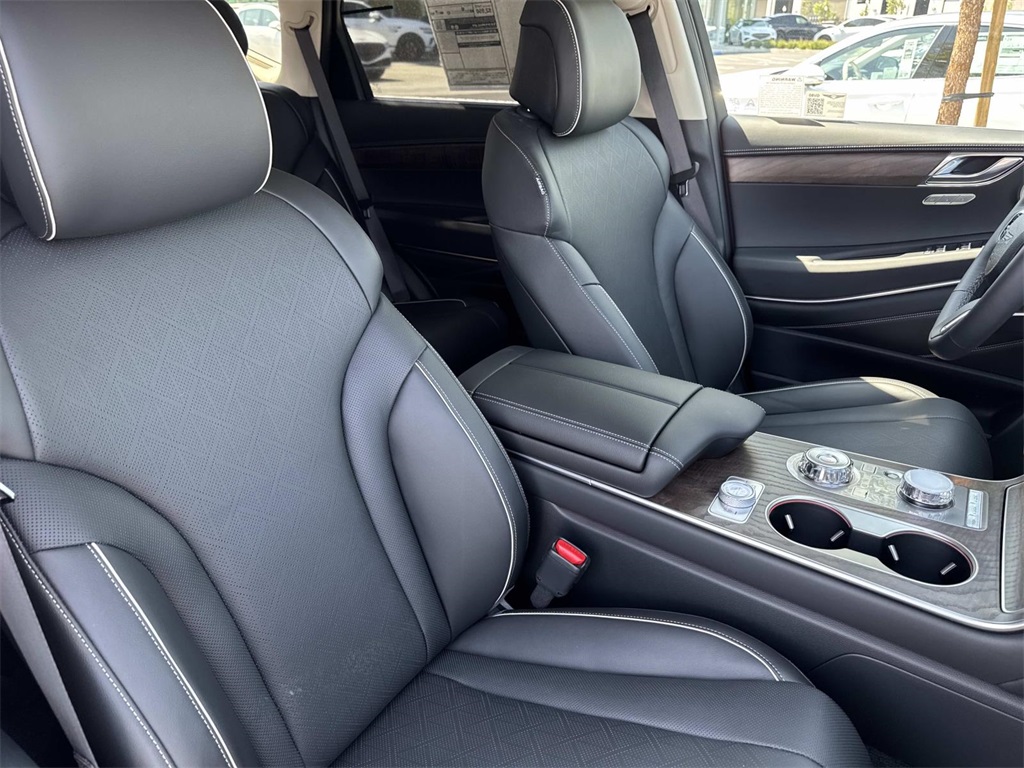 2026 Genesis GV80 2.5T Advanced photo 25