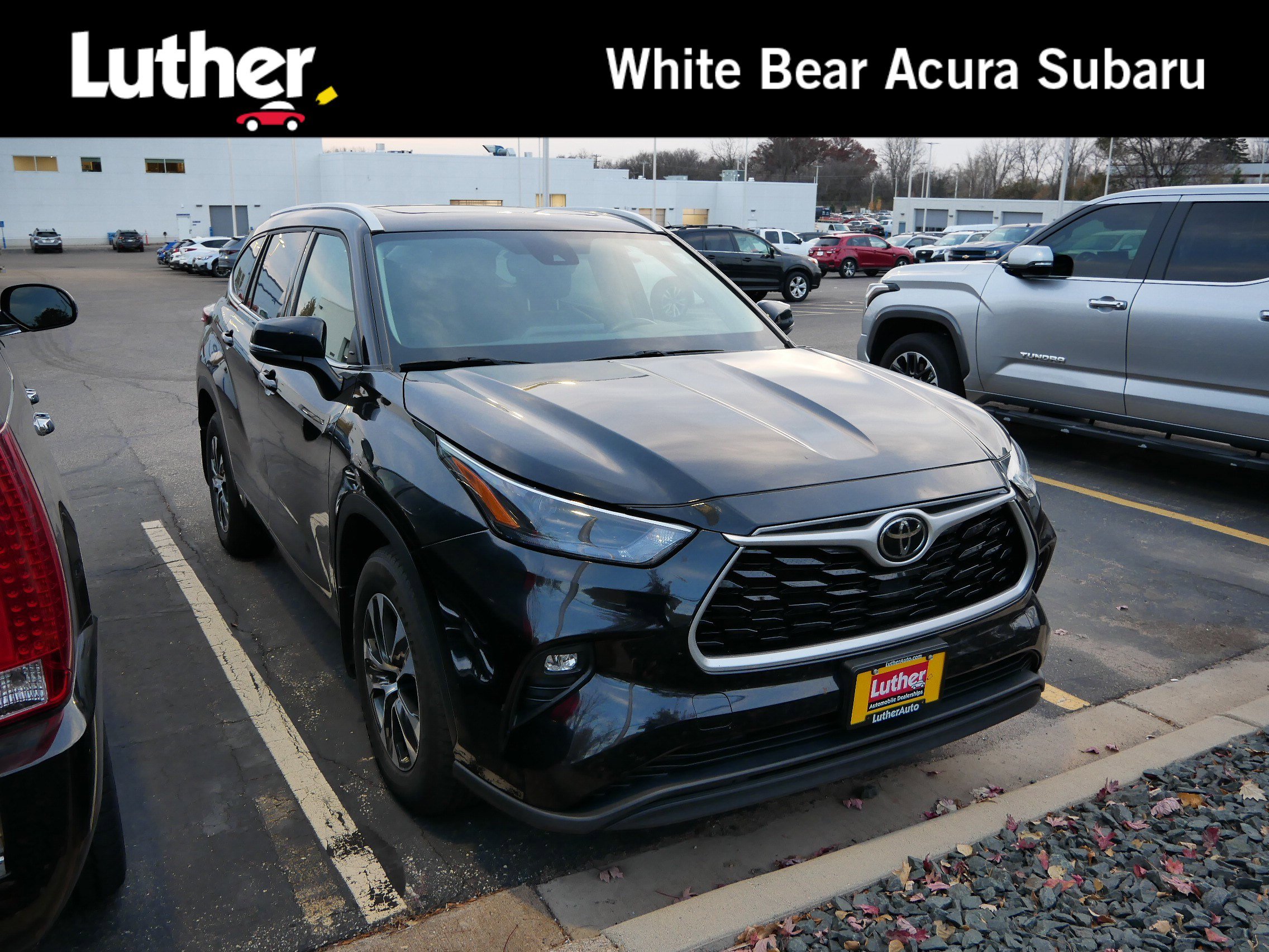 2022 Toyota Highlander XLE's photo