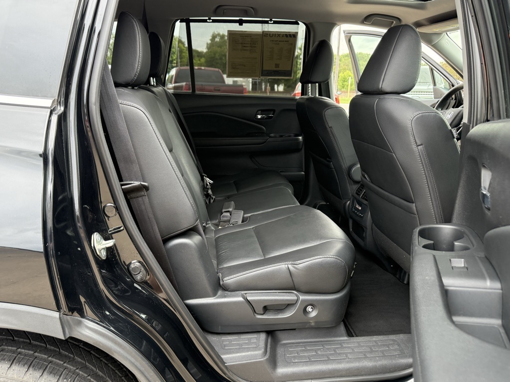 2020 Honda Pilot EX-L photo 31