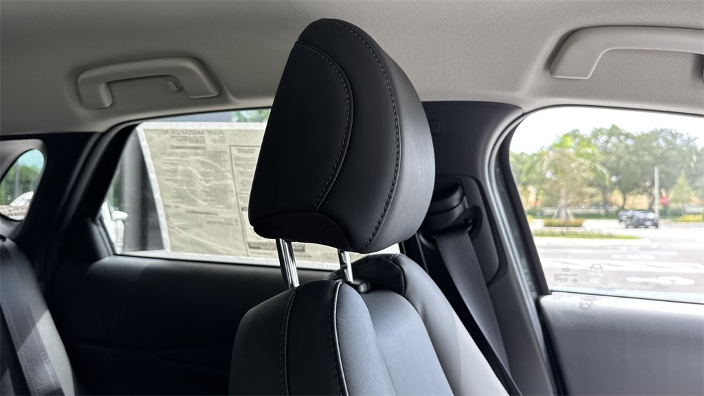 2025 Mazda CX-30 2.5 Select Sport photo 19