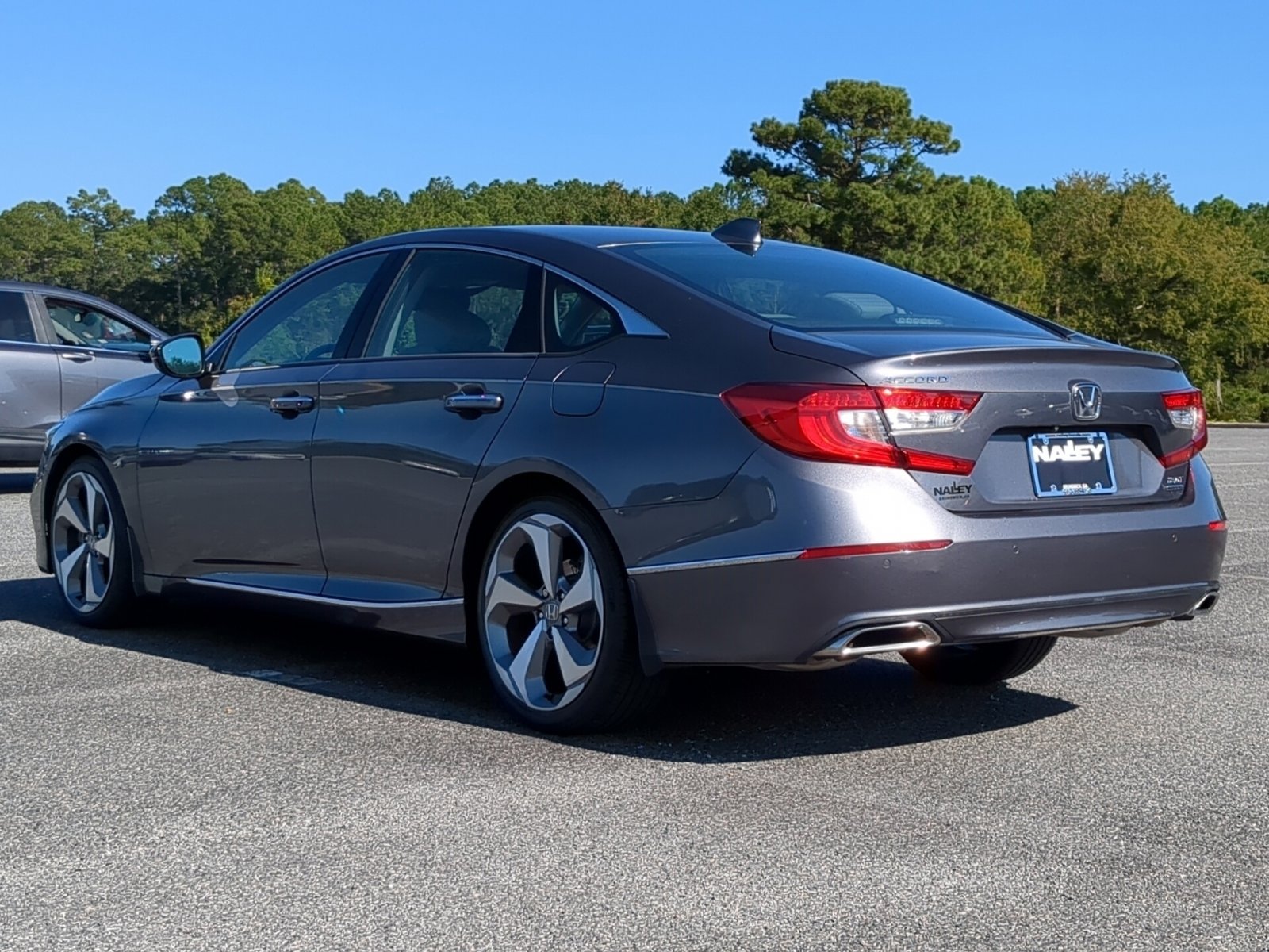 2018 Honda Accord Touring 2.0T photo 40