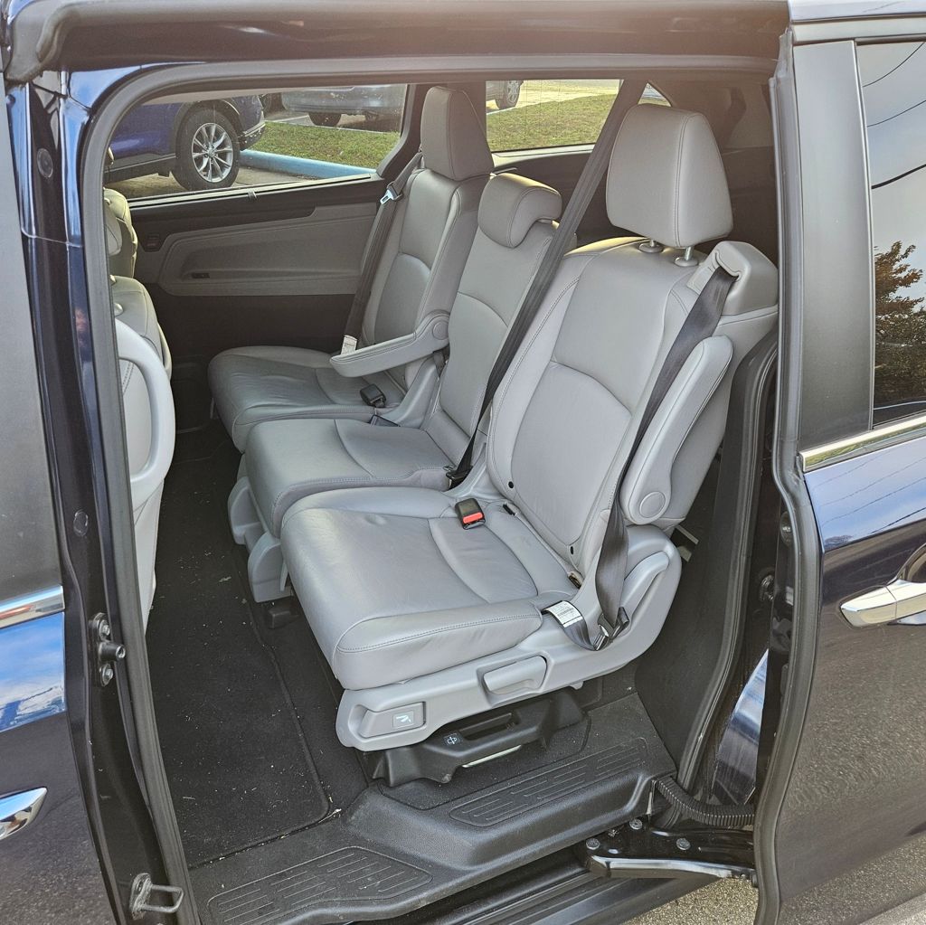 2020 Honda Odyssey EX-L photo 14