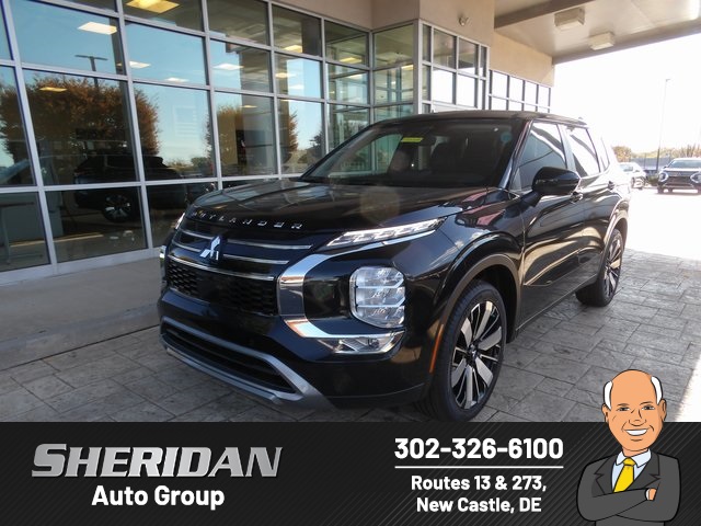 2025 Mitsubishi Outlander SE's photo
