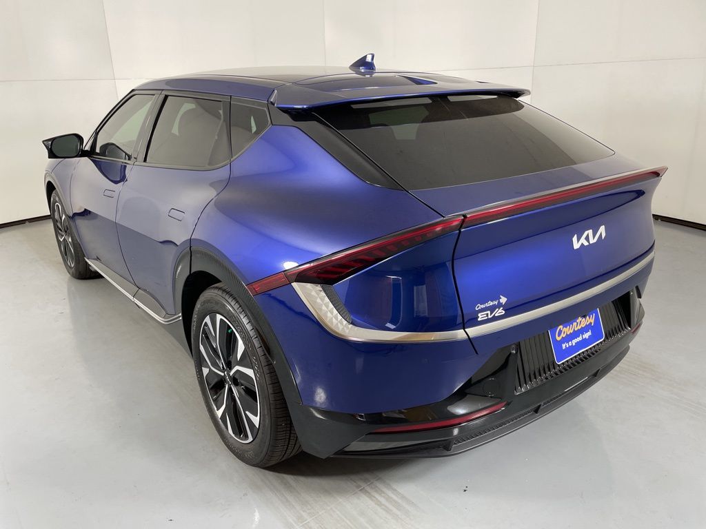 2024 Kia EV6 Wind photo 7