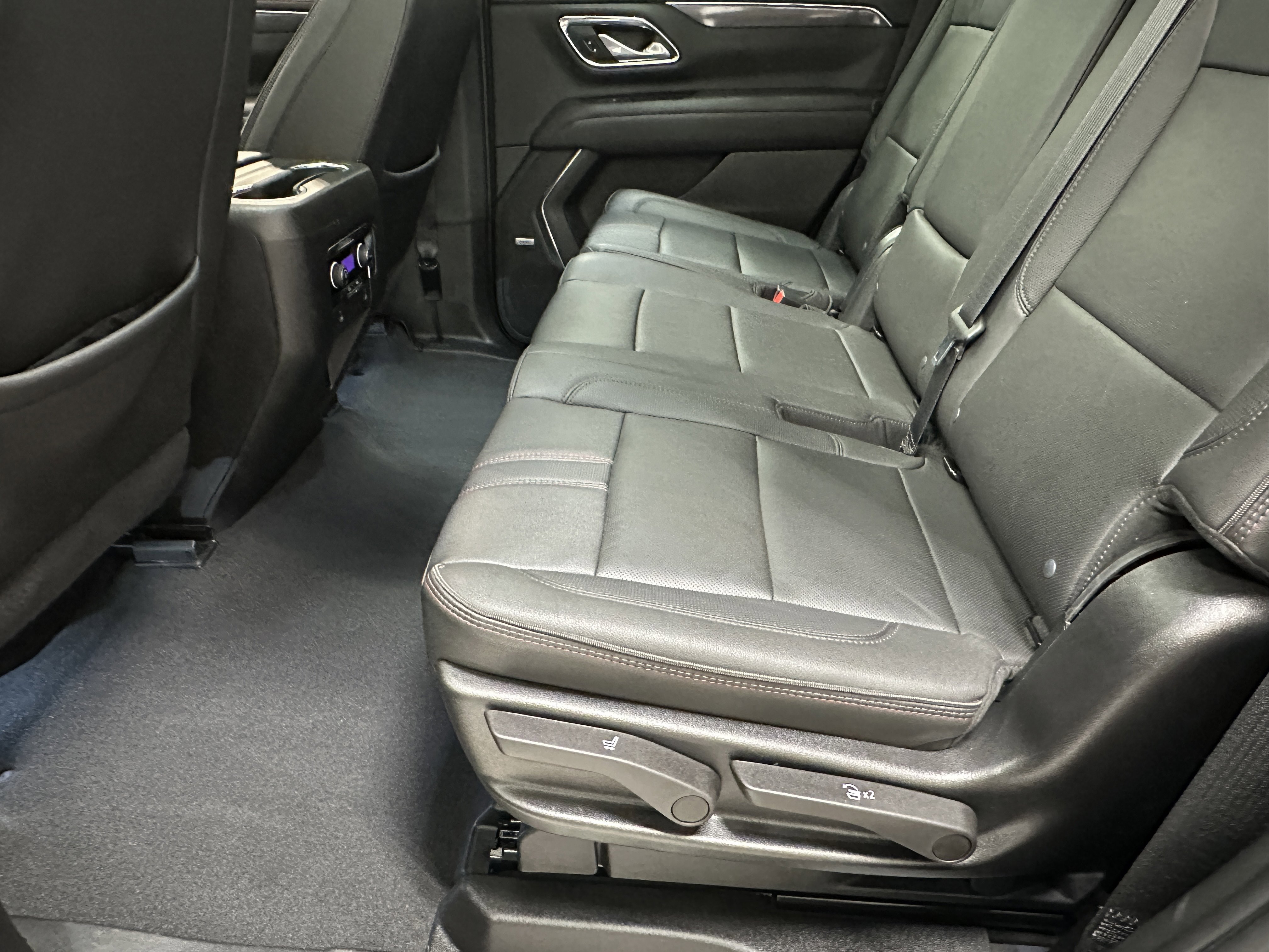 2023 Chevrolet Tahoe RST photo 10