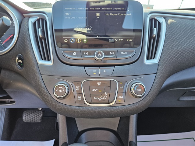 2023 Chevrolet Malibu LS photo 18