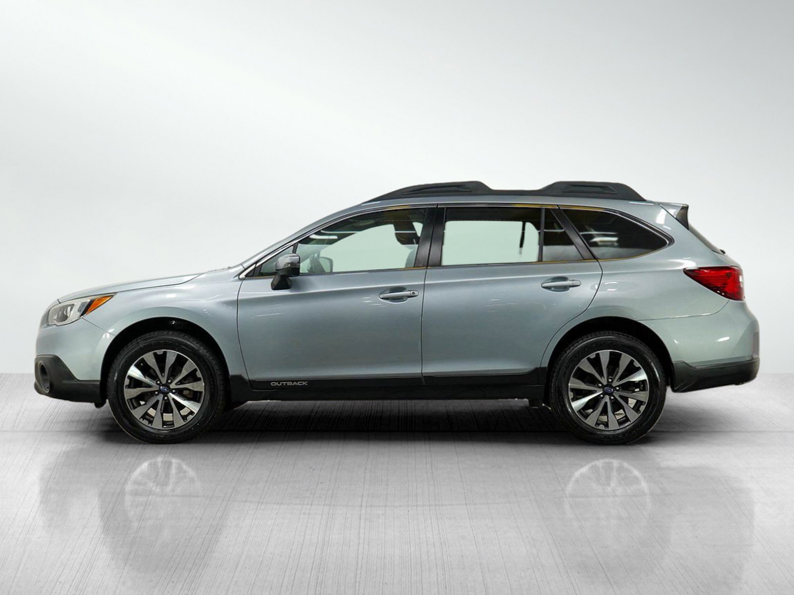 Used 2016 Subaru Outback Limited with VIN 4S4BSANC4G3258148 for sale in Burnsville, Minnesota