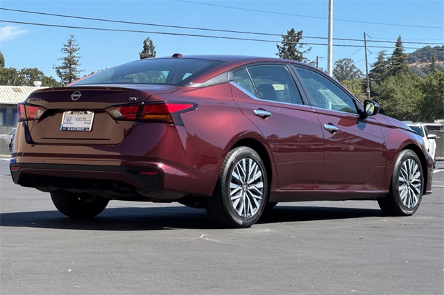 2024 Nissan Altima 2.5 SV photo 3
