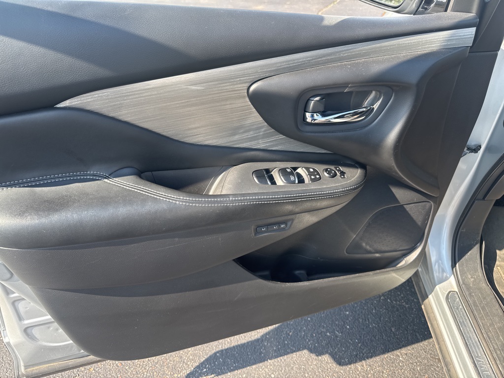 2016 Nissan Murano Platinum photo 10