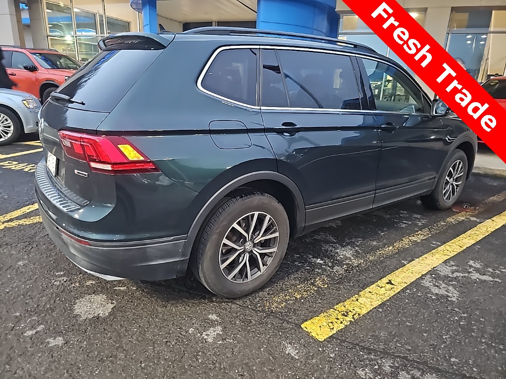 2019 Volkswagen Tiguan SE photo 2