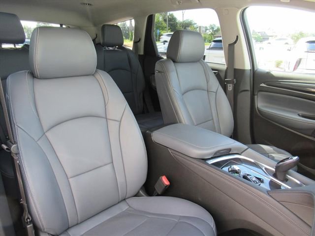2018 Buick Enclave Essence photo 8