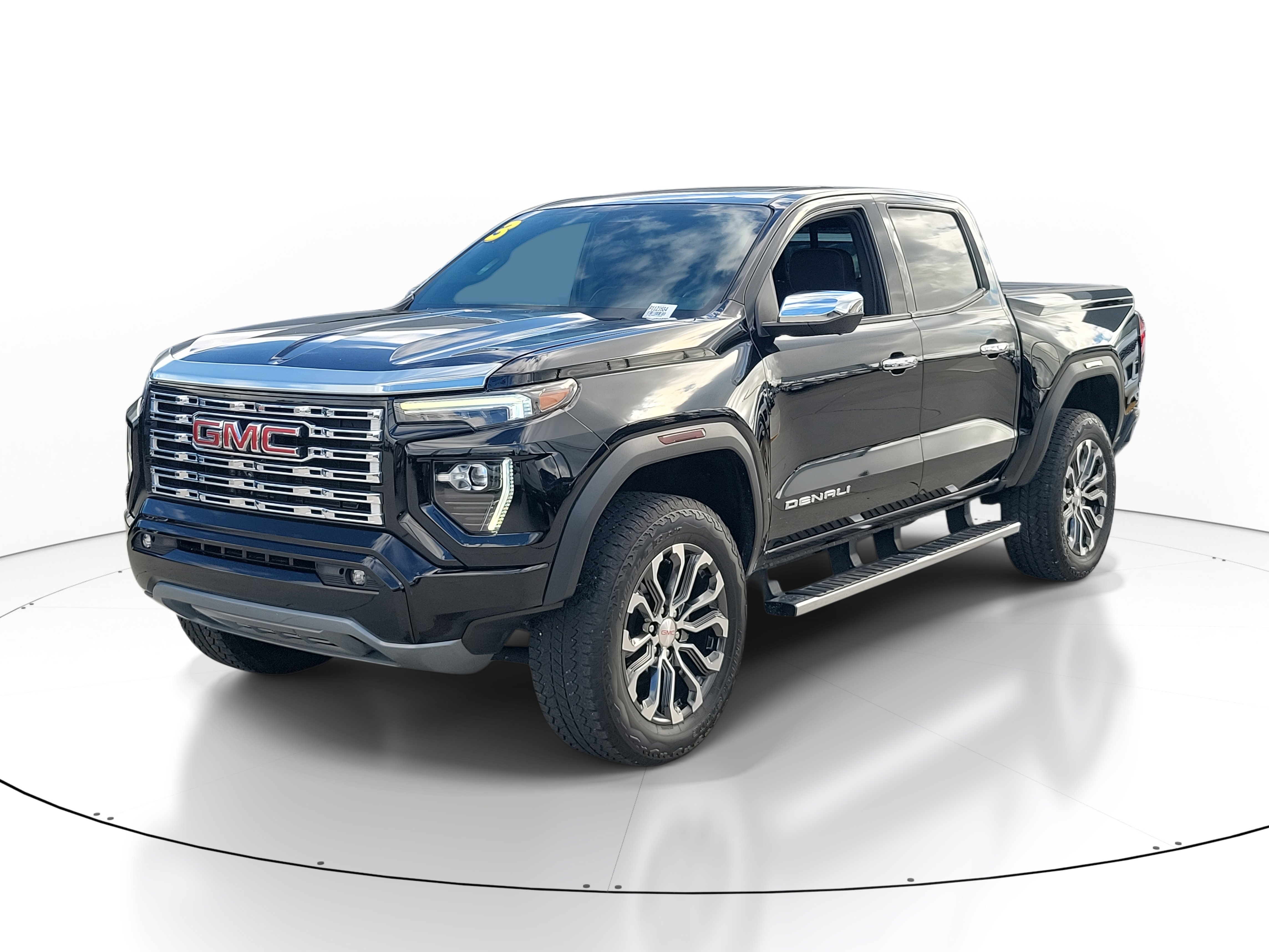 2023 Gmc Canyon Denali photo 2