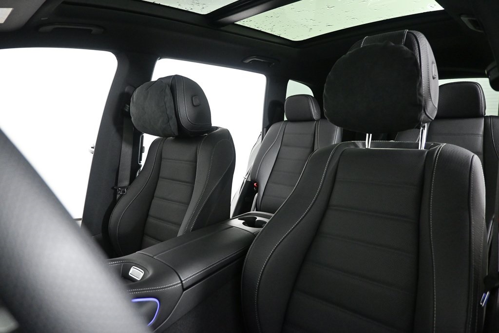 2026 Mercedes Benz GLS 450 4MATIC photo 3