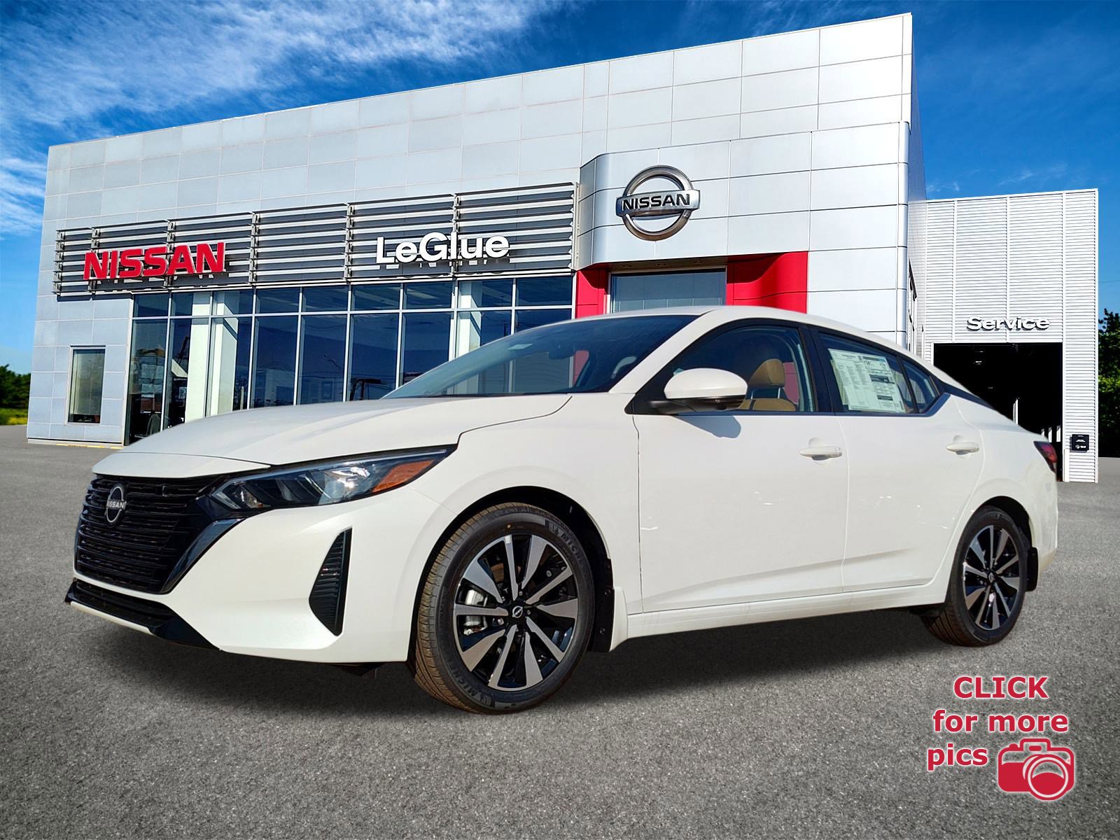 2025 Nissan Sentra SV's photo