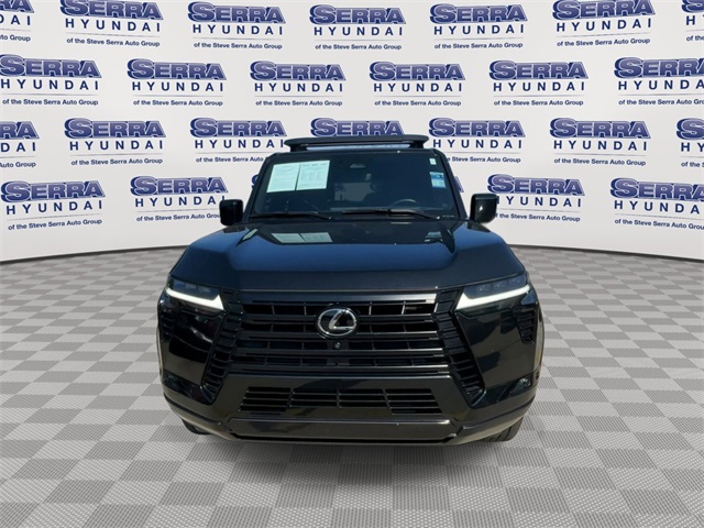 2024 Lexus GX 550 Luxury photo 4