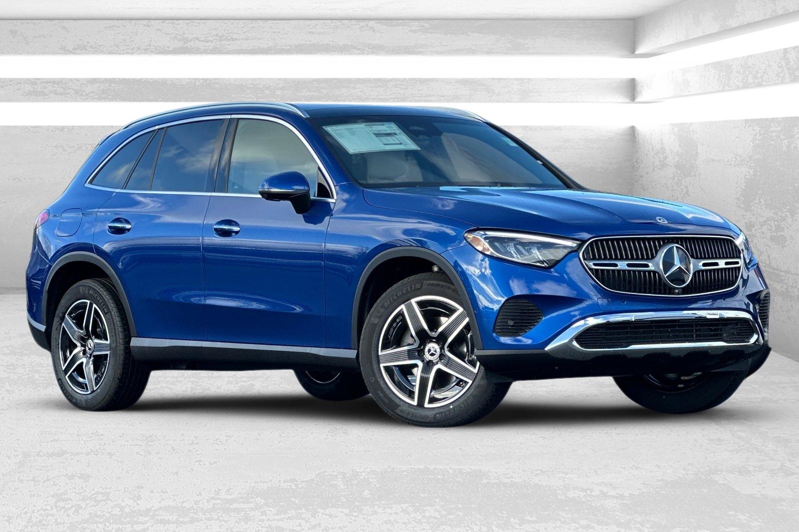 2026 Mercedes-Benz GLC Base's photo