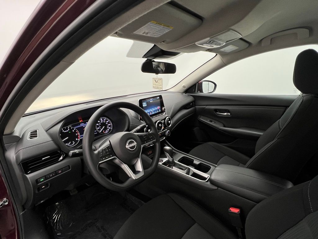 2024 Nissan Sentra SV photo 19
