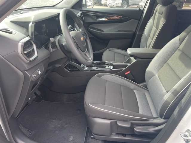 2025 Chevrolet Trailblazer LT photo 15