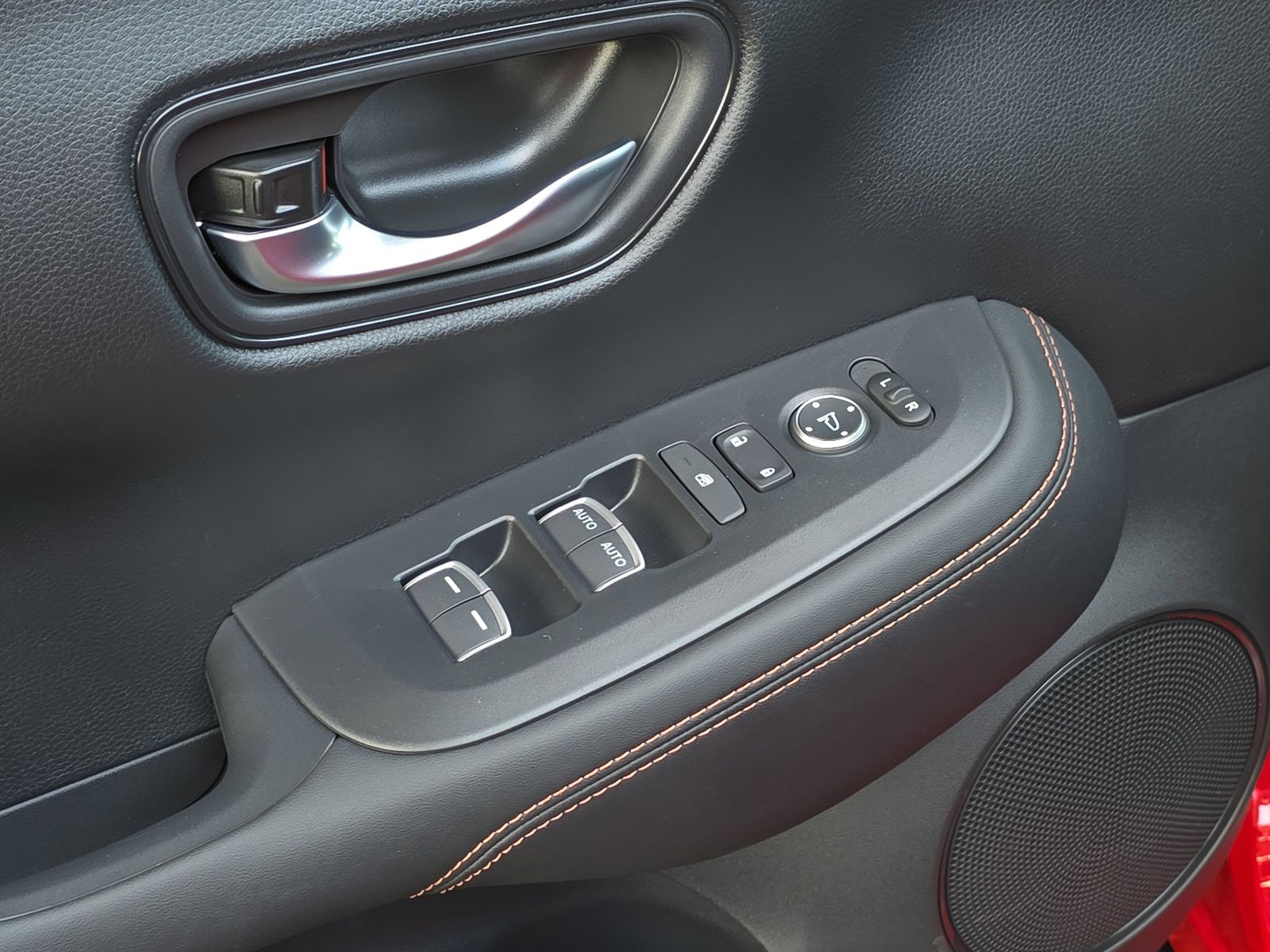 2026 Honda HR-V Sport photo 25