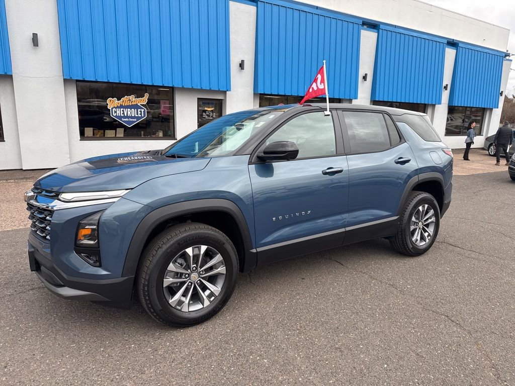 2026 Chevrolet Equinox LT's photo