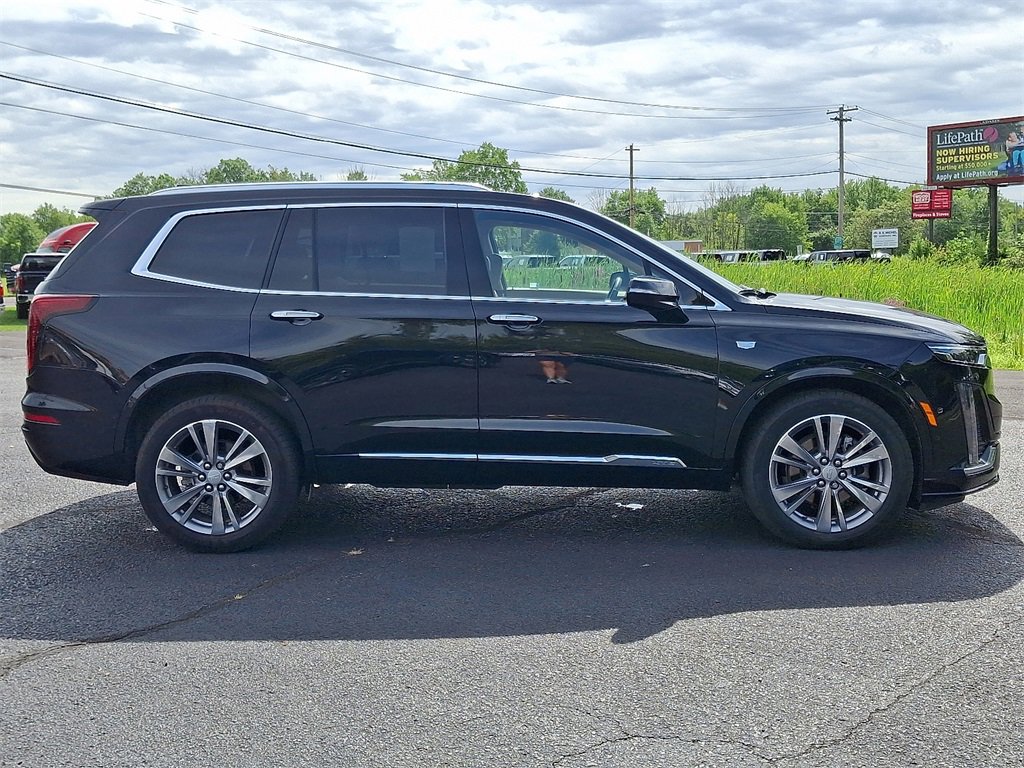 2024 Cadillac XT6 Premium Luxury photo 4