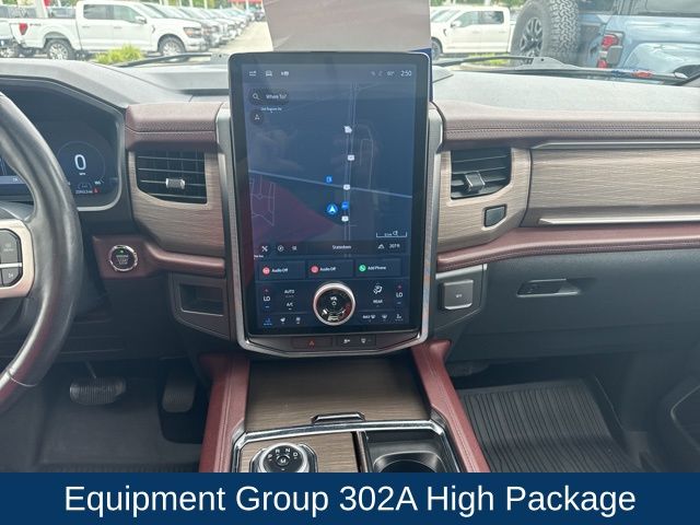 2022 Ford Expedition MAX Limited photo 17