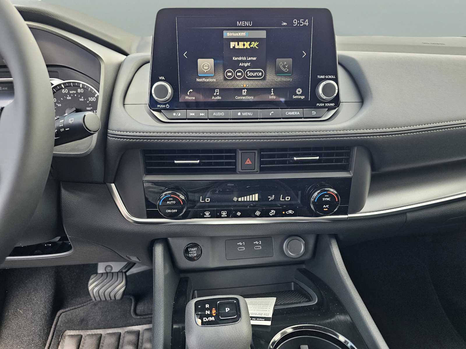2026 Nissan Rogue SV photo 21