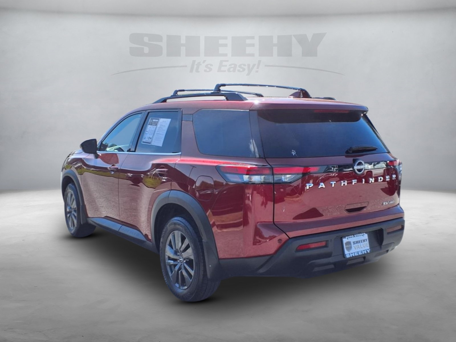 2022 Nissan Pathfinder SV photo 8