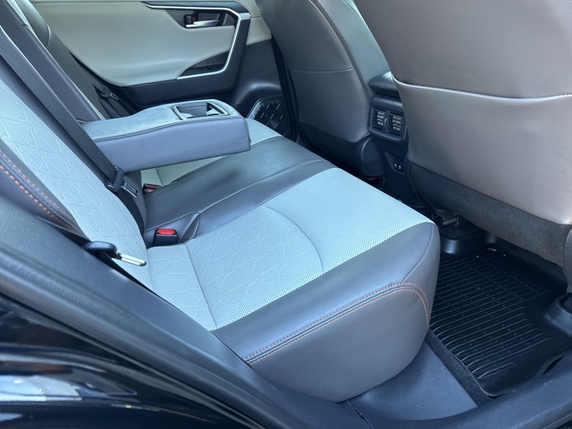 2019 Toyota RAV4 Adventure photo 11