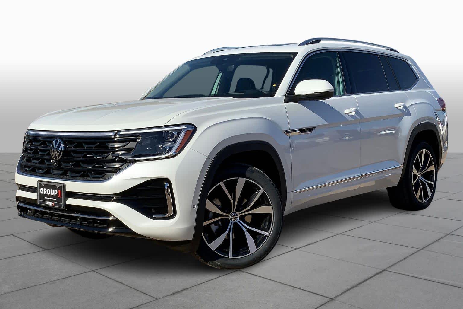 2026 Volkswagen Atlas SEL Premium R-Line's photo