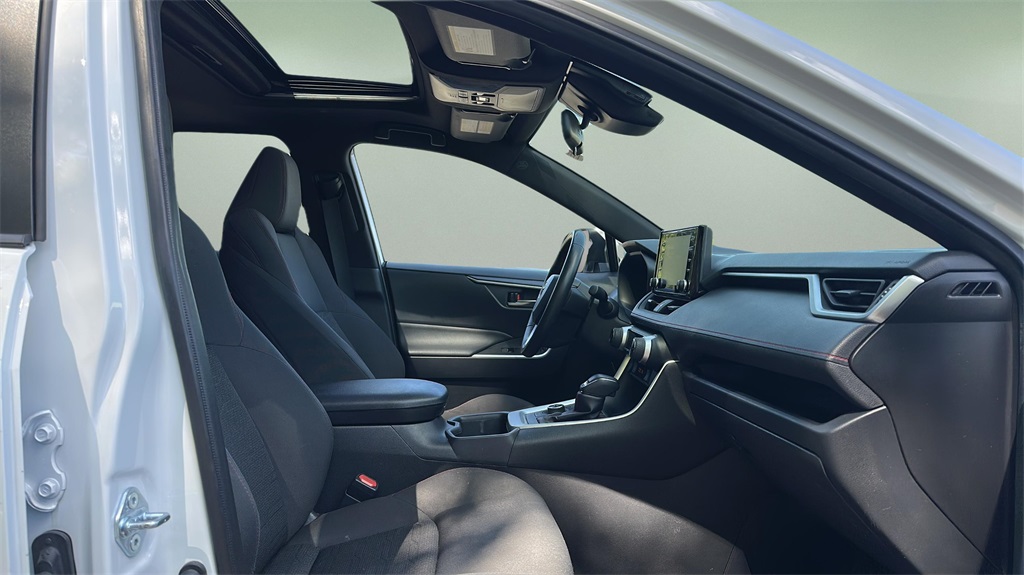 2022 Toyota RAV4 Prime SE photo 9