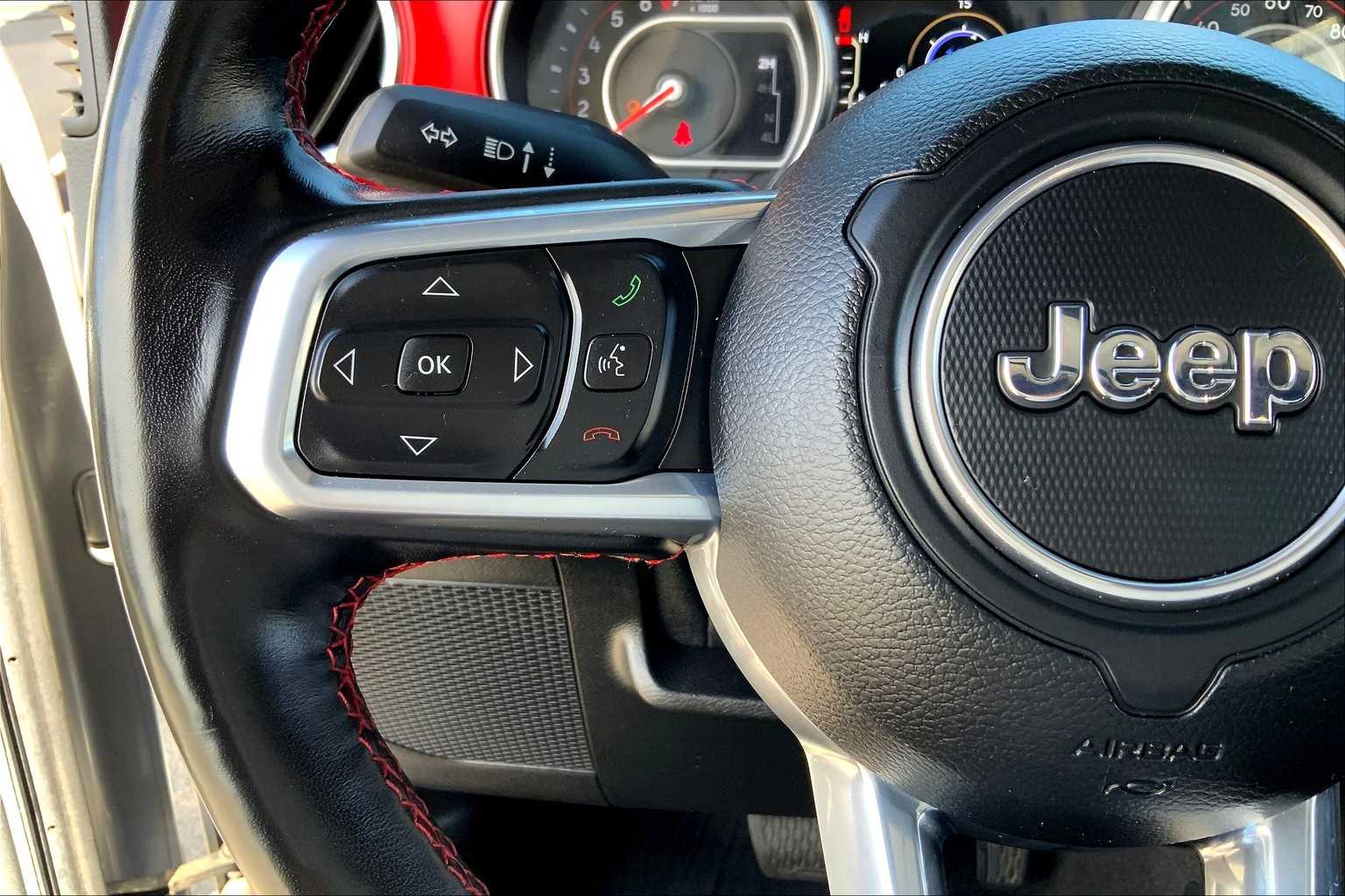 2021 Jeep Gladiator Rubicon photo 18