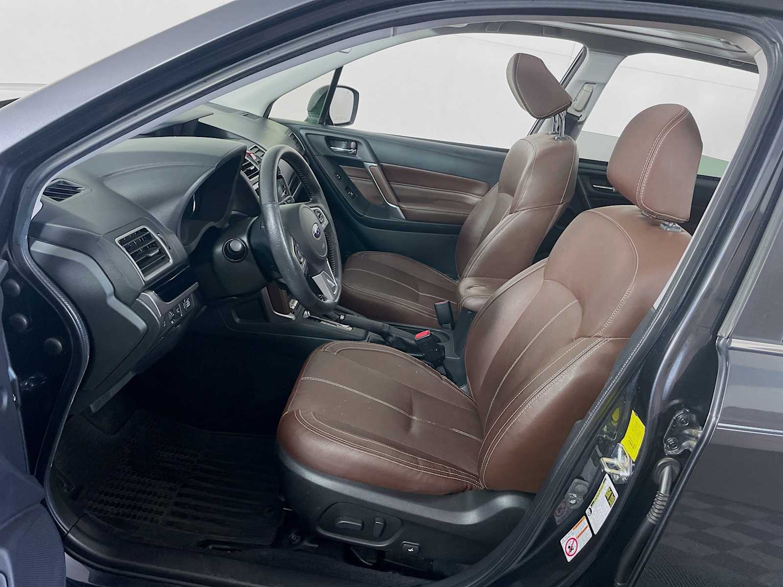 2018 Subaru Forester Touring photo 18