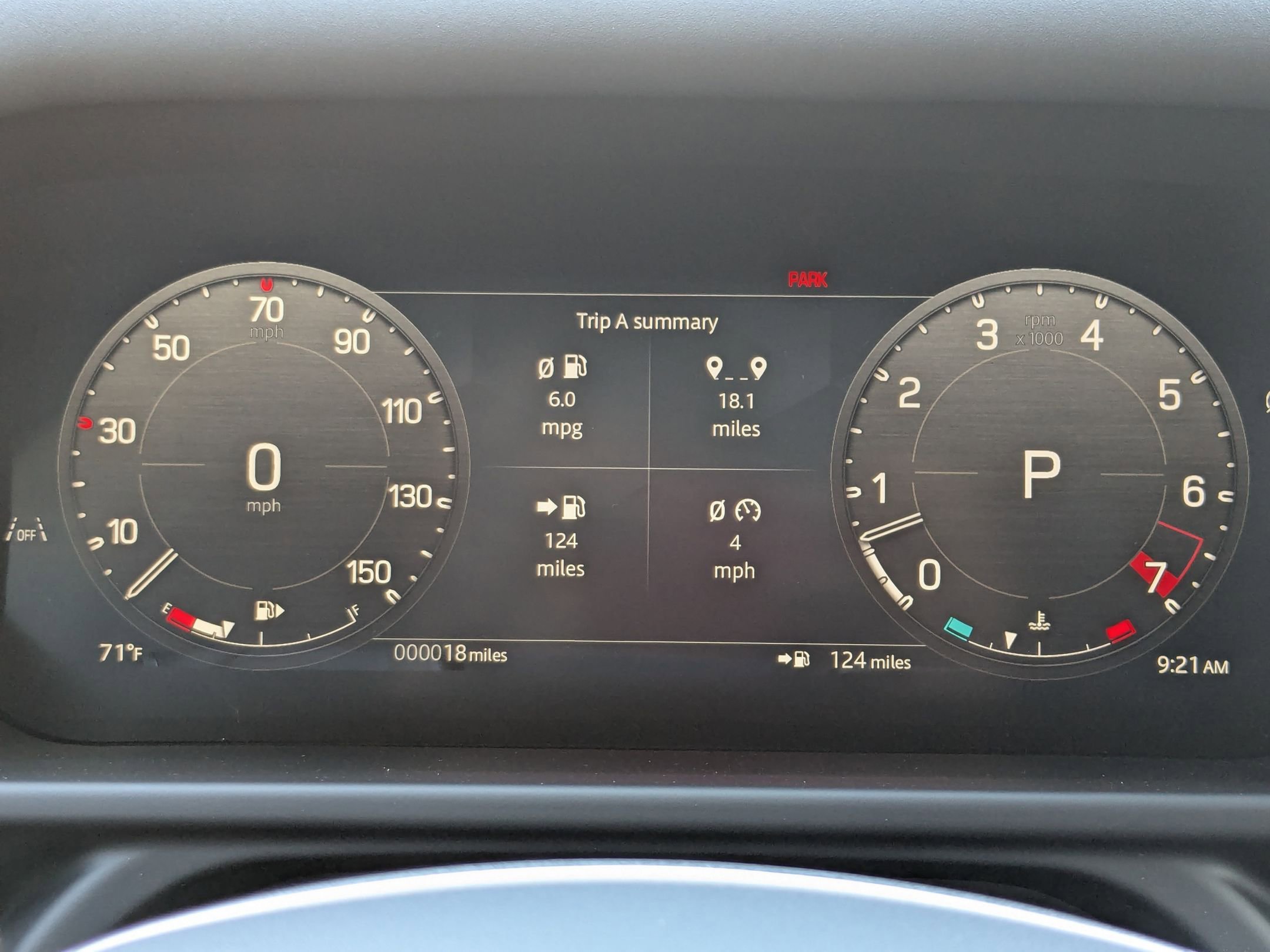 2025 Land Rover Defender 110 S photo 2