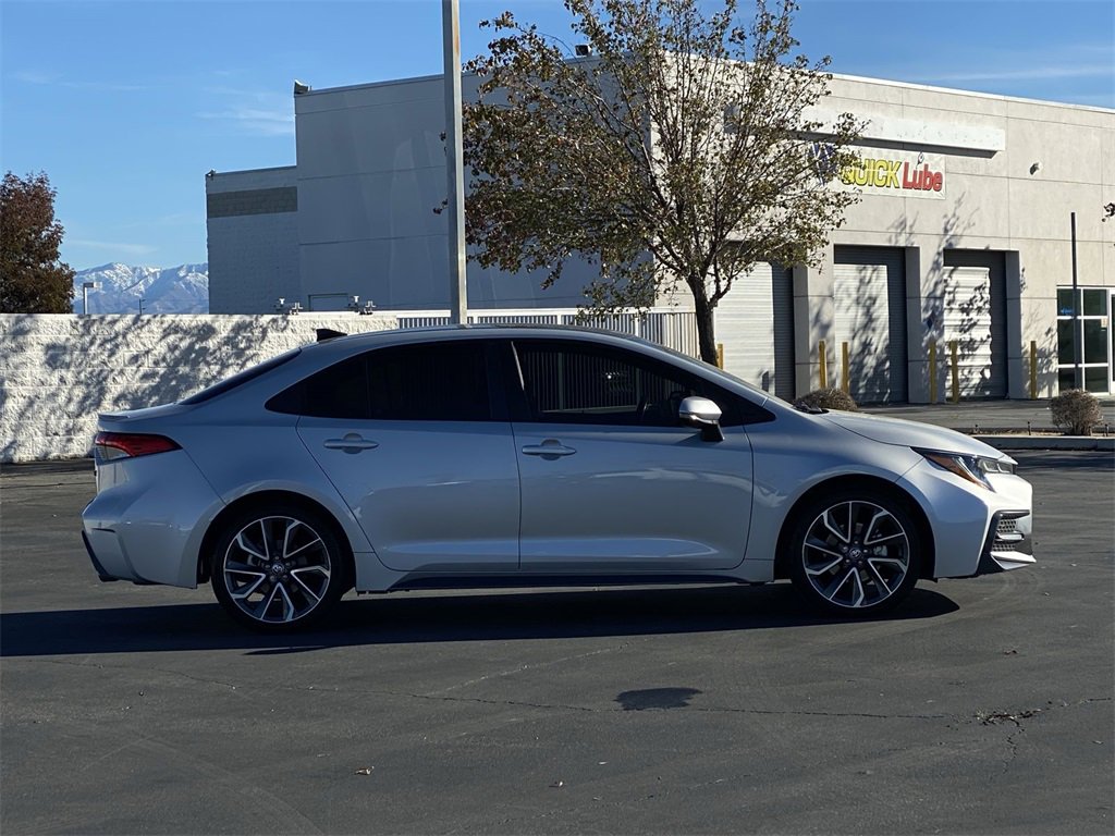 2022 Toyota Corolla SE photo 4