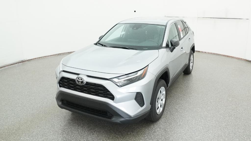 2025 Toyota RAV4 LE photo 5