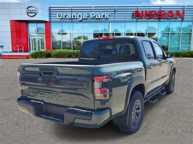 2025 Nissan Frontier PRO-4X photo 2