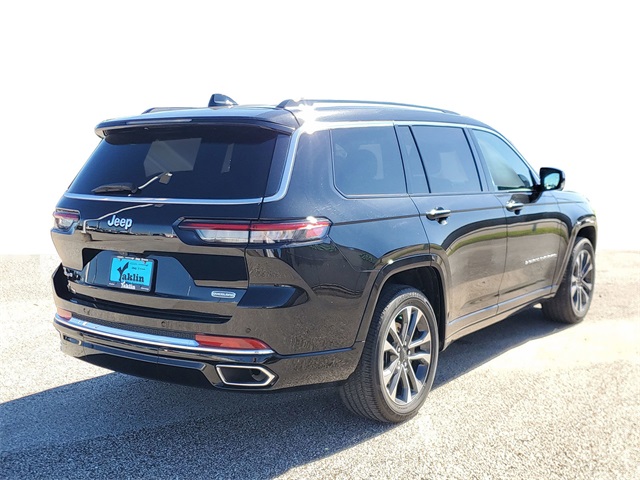 2024 Jeep Grand Cherokee Overland photo 4