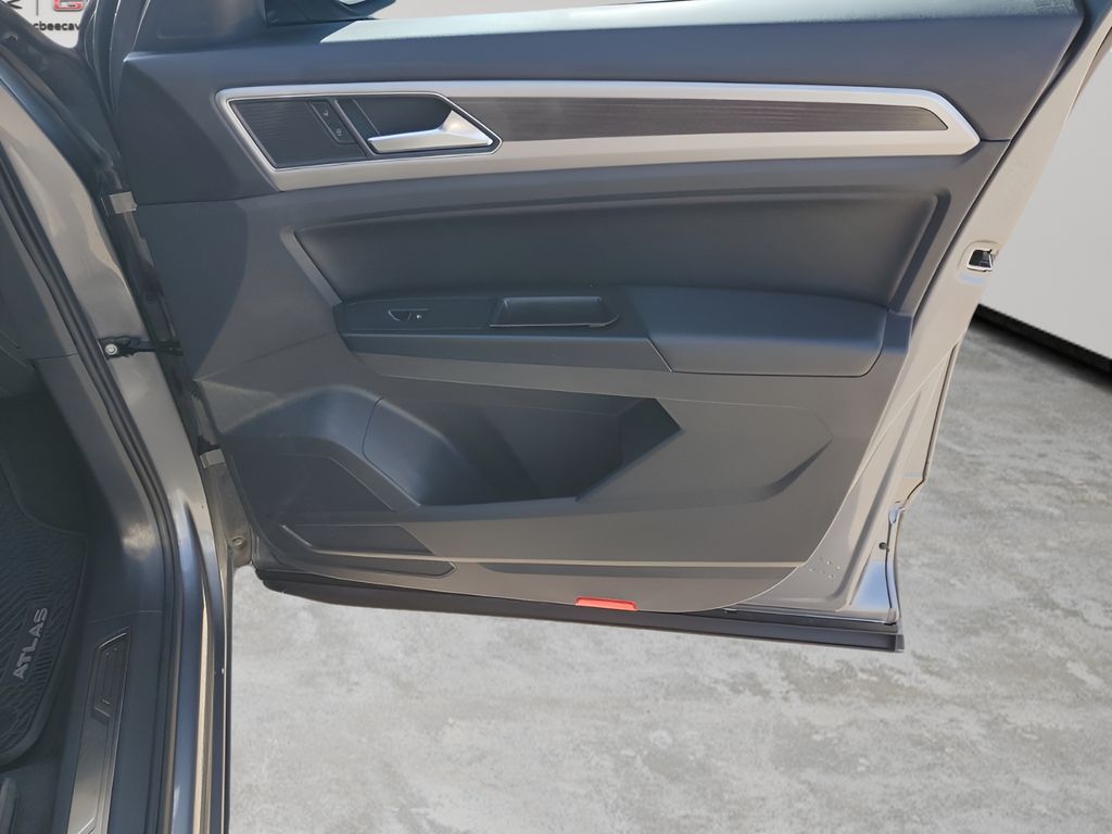 2019 Volkswagen Atlas V6 SEL photo 13