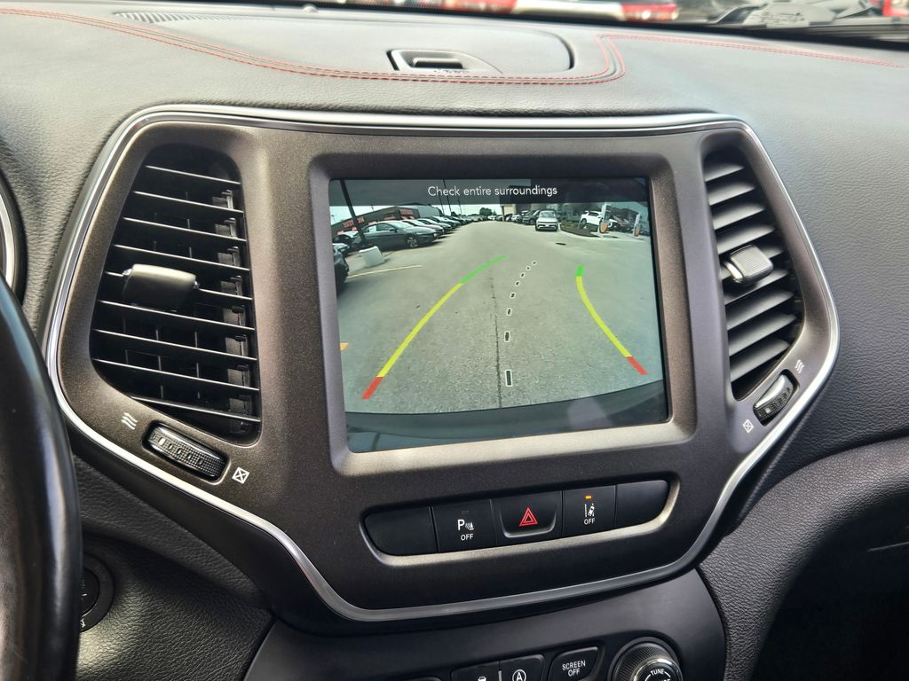 2021 Jeep Cherokee Trailhawk photo 19