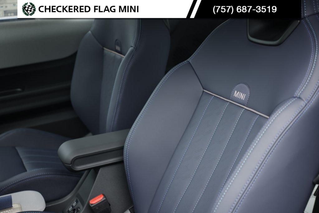 2025 Mini Cooper Hardtop S photo 19