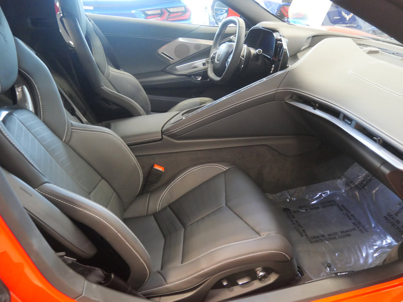 2024 Chevrolet Corvette Stingray 2LT photo 18