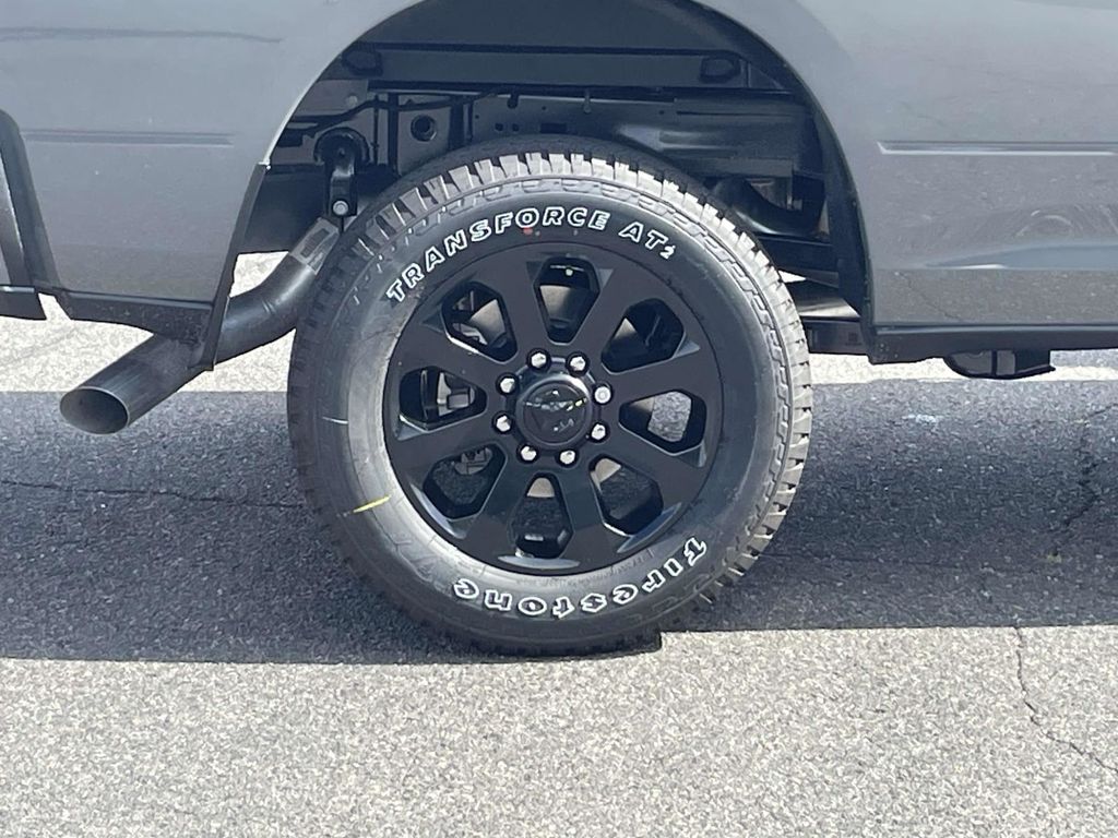 2025 Ram 2500 Laramie photo 11